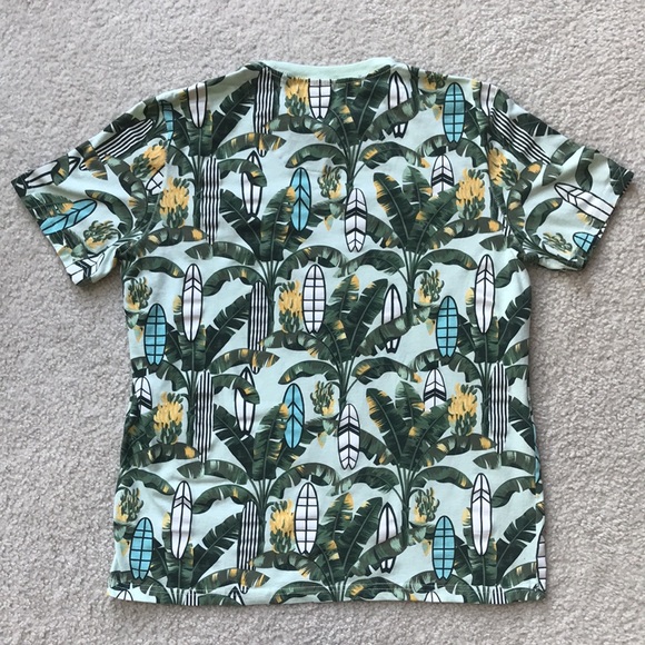 Free Planet Surf Board Print Tee - Picture 10 of 11